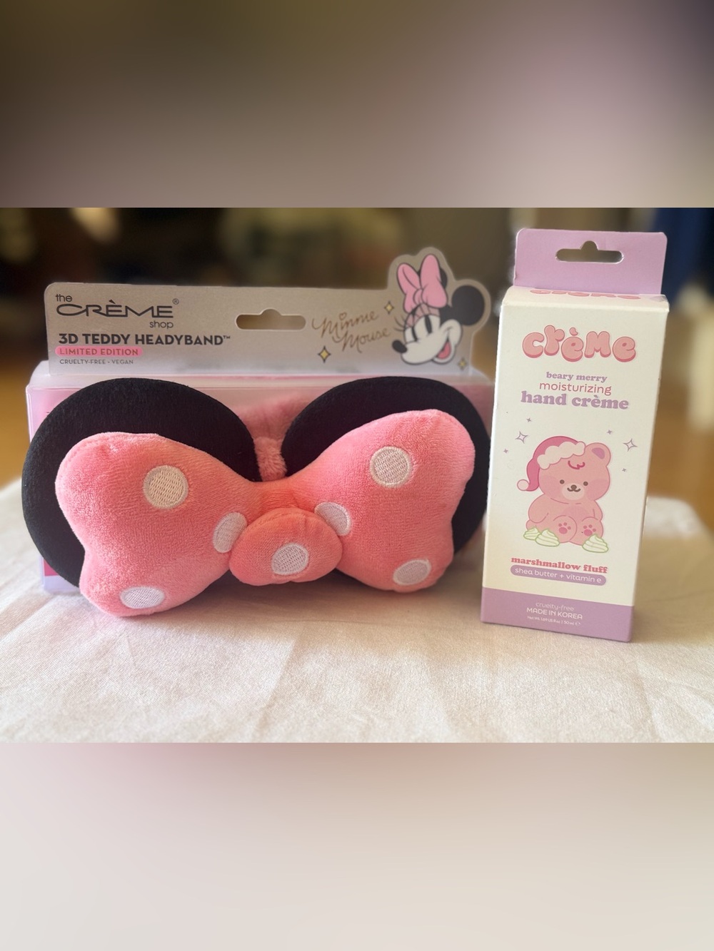 NEW The Creme Shop Minnie Mouse Headband & Marshmallow Hand Cream Gift Set
